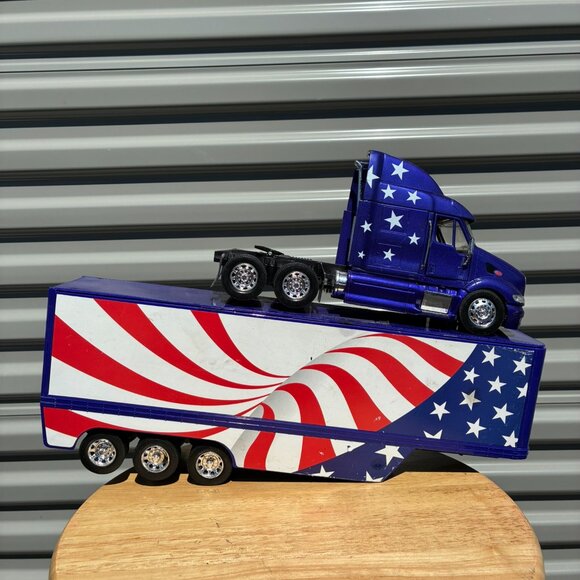 New Ray Peterbilt Stars & Stripes Semi Truck 1/32 Scale Missing Doors - Picture 2 of 6